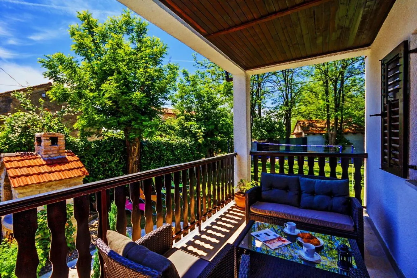 Villa Ferlini In Central Istria With Private 10000 M2 Garden Svetvinčenat