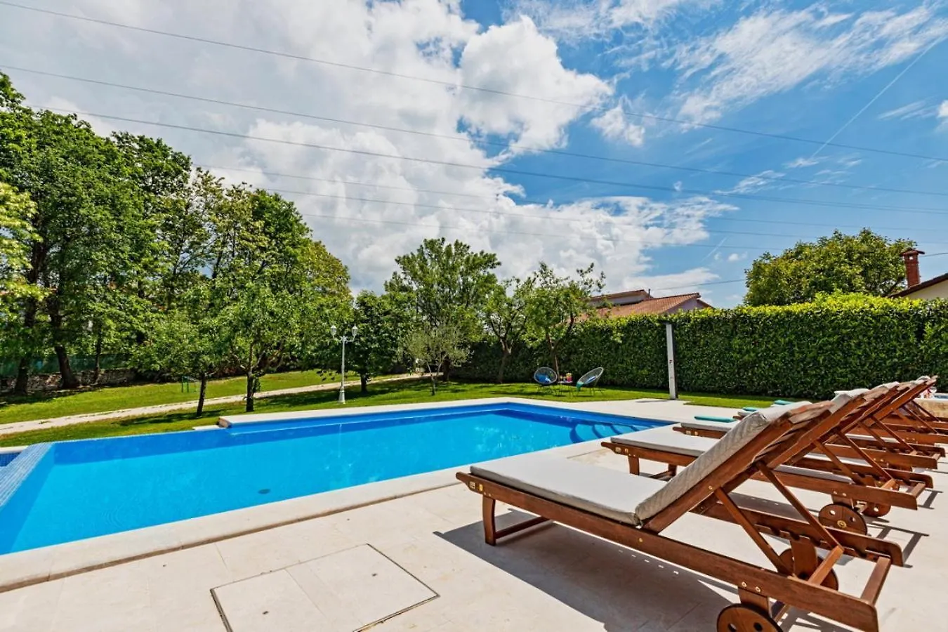 Villa Ferlini In Central Istria With Private 10000 M2 Garden Svetvinčenat